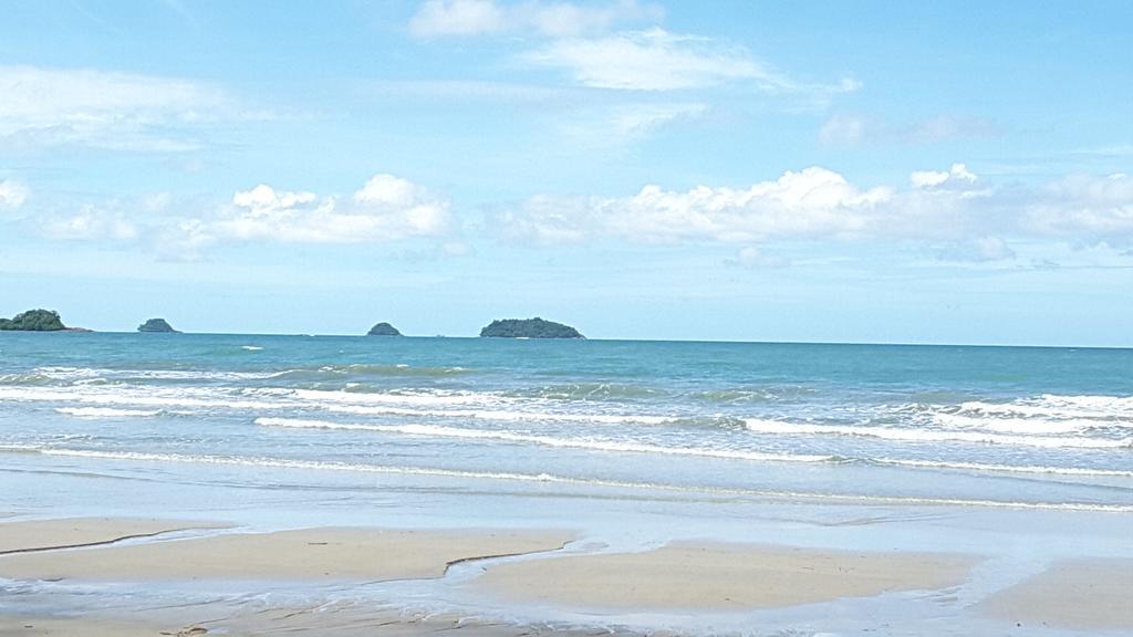 Bee Sleep Hostel Koh Chang หาดคลองพร้าว ภายนอก รูปภาพ
